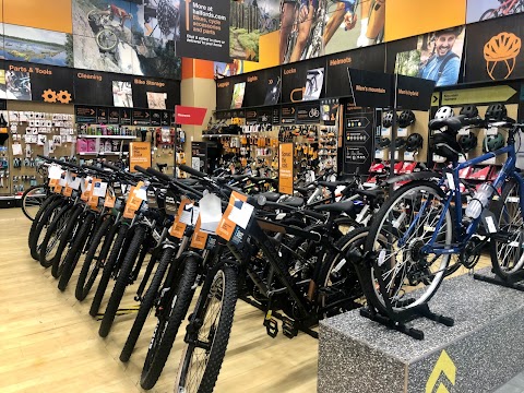 Halfords - Walsall