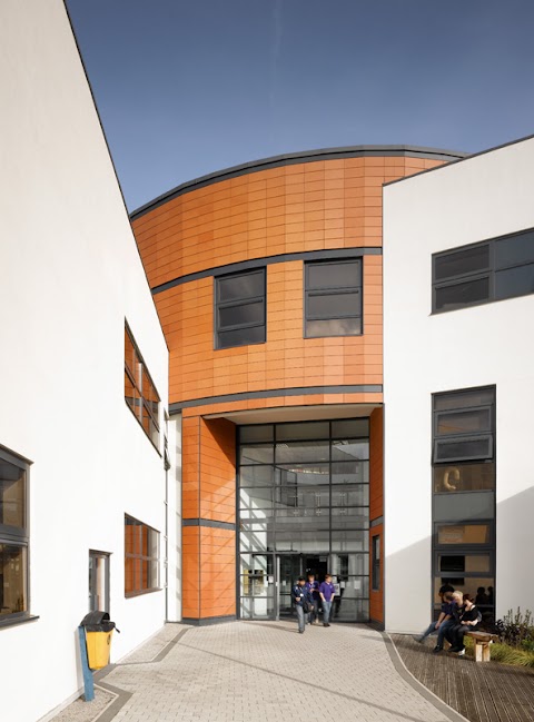 Macclesfield College