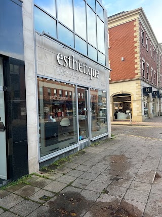 Esthetique Cheshire