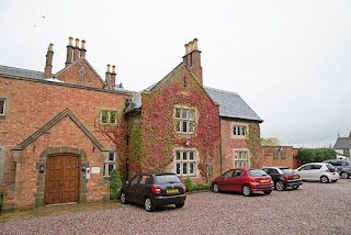 Longdon Hall School