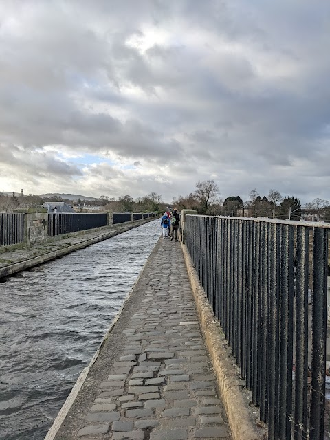 Union canal towpath