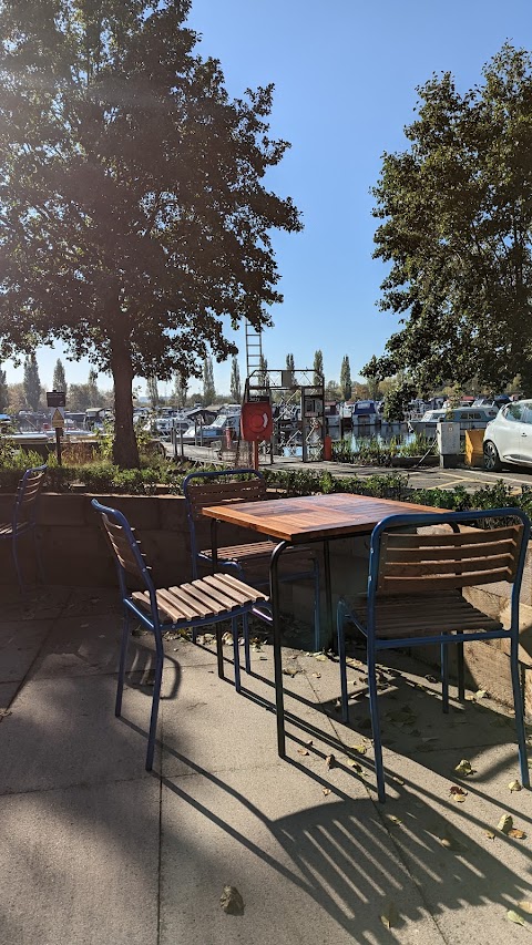 Cafe Blue at Sawley Waterside & Marina