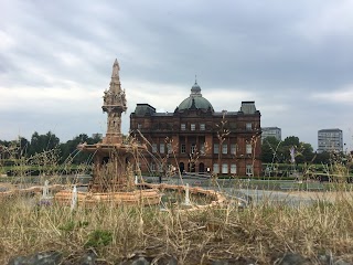 Doulton Fountain