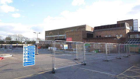 Chiltern Pools Car Park