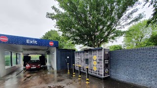 24/7 InPost Locker - BP Romiley Service Station