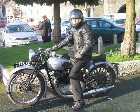 Montys Classic Motorcycles