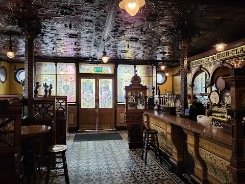 The Crown Liquor Saloon