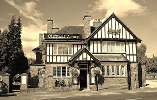 Clifford Arms