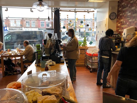 Blackfen Community Library and Rooted Coffee House