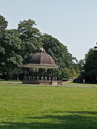 Victoria Park and Garden