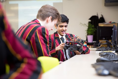 Shiplake College