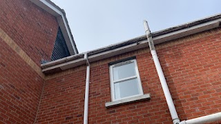 Reach&Clean Window & Gutter Cleaning Service