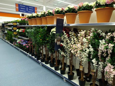 B&M Home Store with Garden Centre