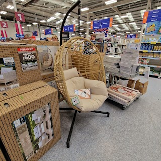 B&M Home Store with Garden Centre