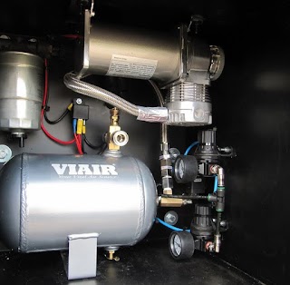 Matt Savage 4x4 & Viair Compressors