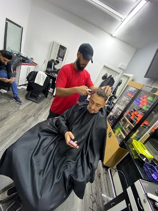 Barber stop / Shalimar V.I.P Barbers