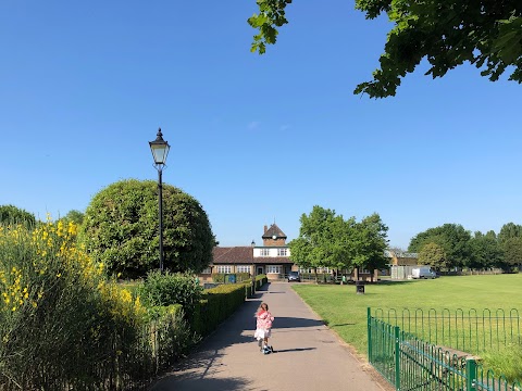 The Oak Montessori Nursery