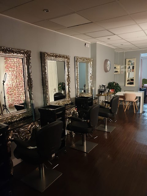 The Hair & Beauty Clinic