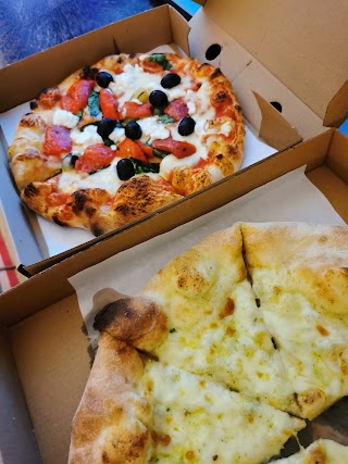 Paolos Pizzeria & Gelateria