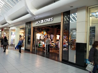 JACK & JONES