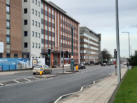 Stockport College