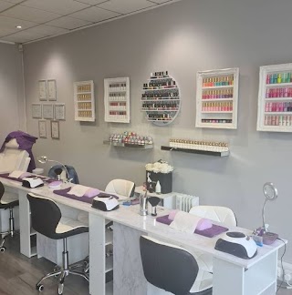 Bella Bella nail and beauty salon