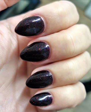 Lunatip's Nails and Beauty