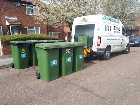 Jander Wheelie Bin Cleaning