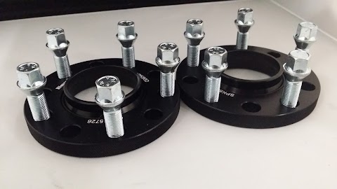 Alloy Wheel Nuts & Bolts