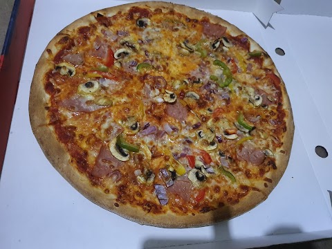 Riccos Pizza