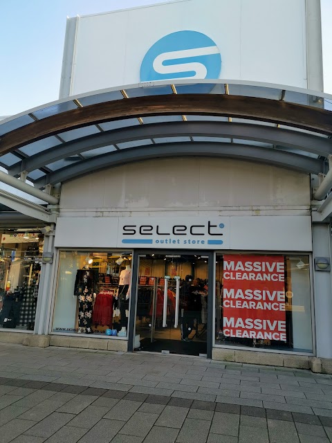 Select Fashion