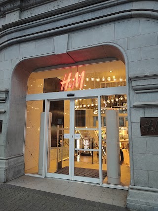 H&M