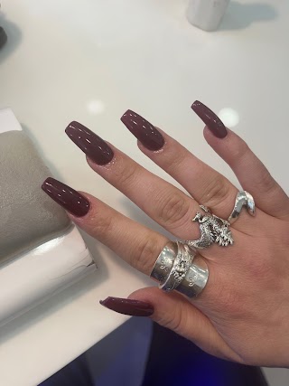 Luxury Nails & Beauty