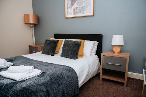 Highfield Lodge - Book Direct For Best Rates (Paragon Serviced Apartments Ltd)