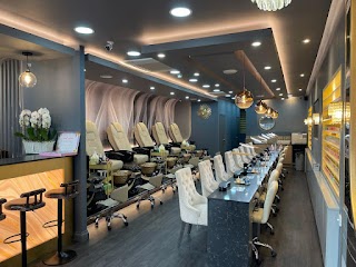 Grand Lux Nail Spa