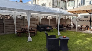 Champers Bar & Garden