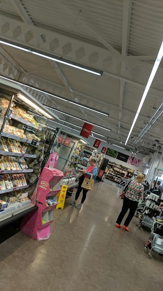 M&S Foodhall