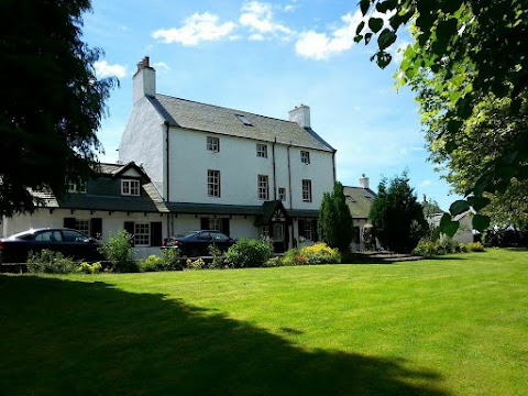 Stuc an t Sagairt Cottage - BTIQ Holiday Homes