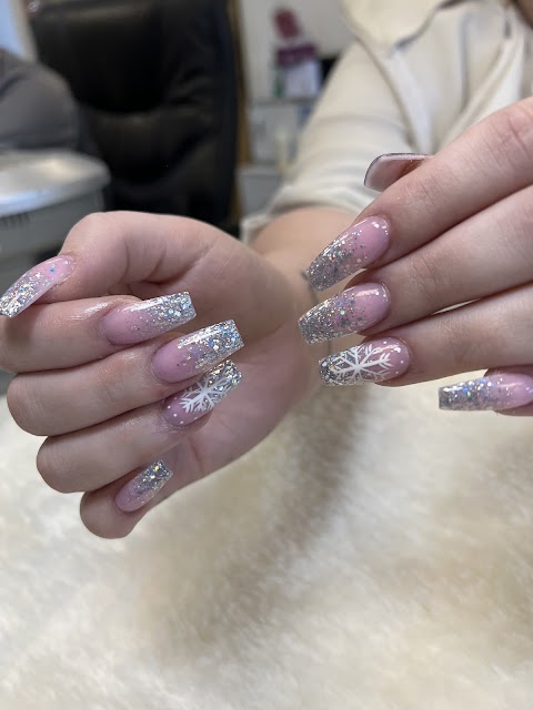 NAIL DESIGN GLEADLESS