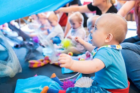 Adventure Babies Uppermill story and sensory baby class