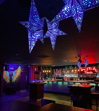 Che Bar & Coco Nightclub