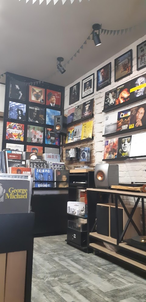 Vinyla — Vinyl Music Corner