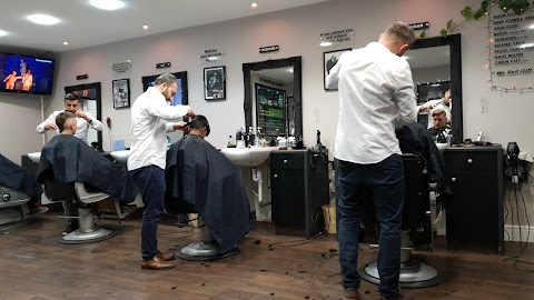 Hope's Barbers - Caterham