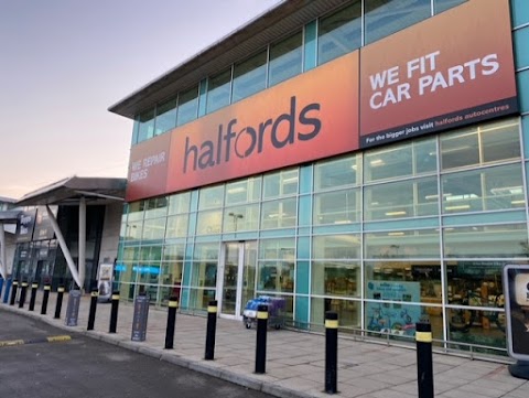 Halfords - Newport