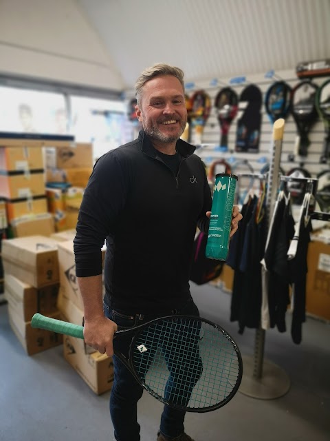 TENNiSYS : Racquet Sales, Restringing and Service Centre