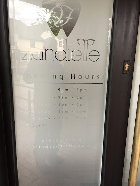 Zandielle Clinic