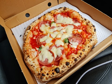 Wood Oven Pizza Neapolitan pizza