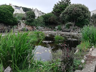 Prince Consort Gardens