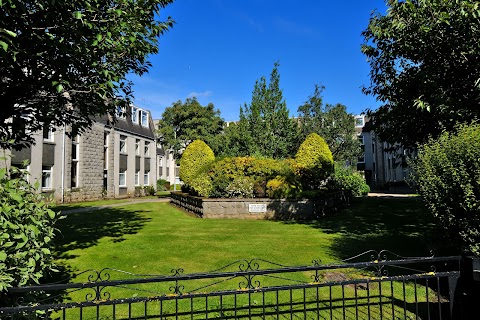 Home From Home Aberdeen - Self Catering Apartments