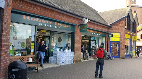 Robert Dyas Salisbury